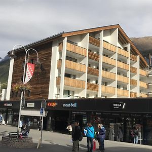 Apartment Mountain View