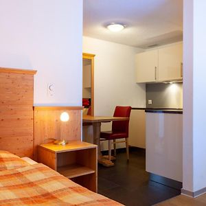 Economy Single Studio